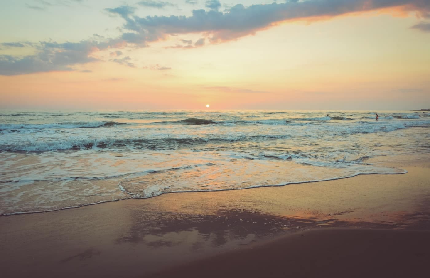 Dubai Beaches Guide